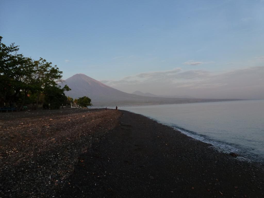 Jukung Bali Bungalow Amed Exterior foto